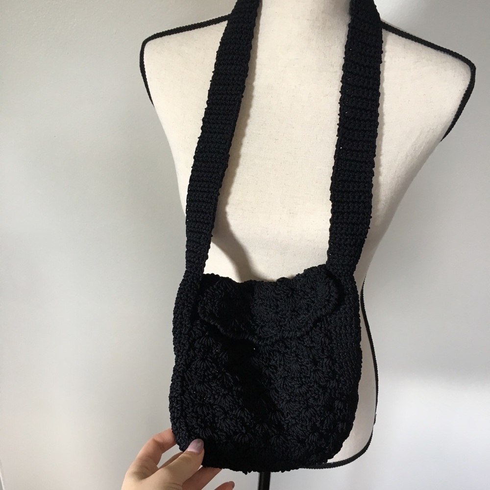 Knitted purse like new. 8.5” x 7.5” x 1.5”